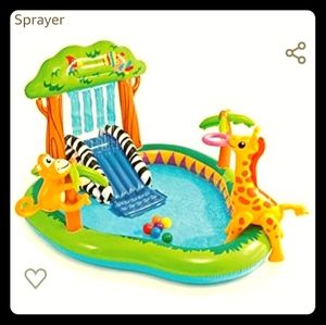 Waterslide wading pool, water sprayer